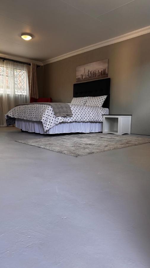 One Home Pretoria-Noord Εξωτερικό φωτογραφία