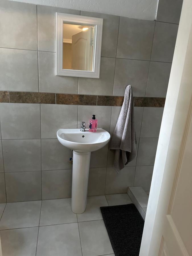One Home Pretoria-Noord Εξωτερικό φωτογραφία