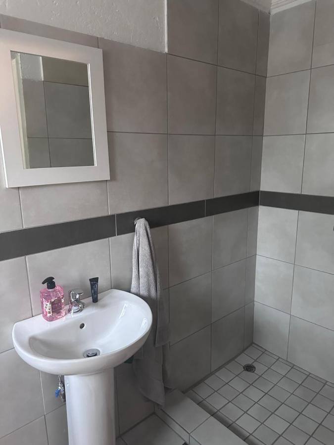 One Home Pretoria-Noord Εξωτερικό φωτογραφία